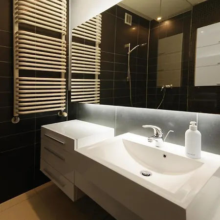 Lupoapartments Marea Dostep Na Kod Апартаменты *